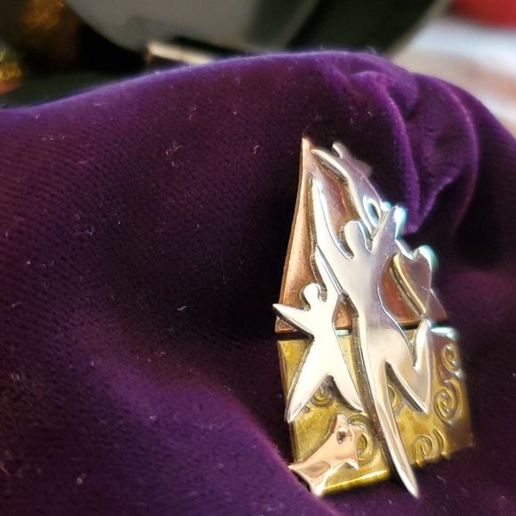 Gorgeous Far Fetched Pin Brooch Sterling Silver Brass Copper Mixed - Picture 2 of 8